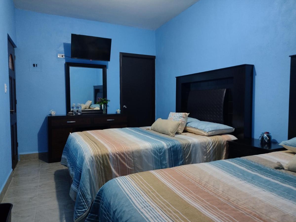 Hotel Prado'S Puerto San Carlos Eksteriør billede