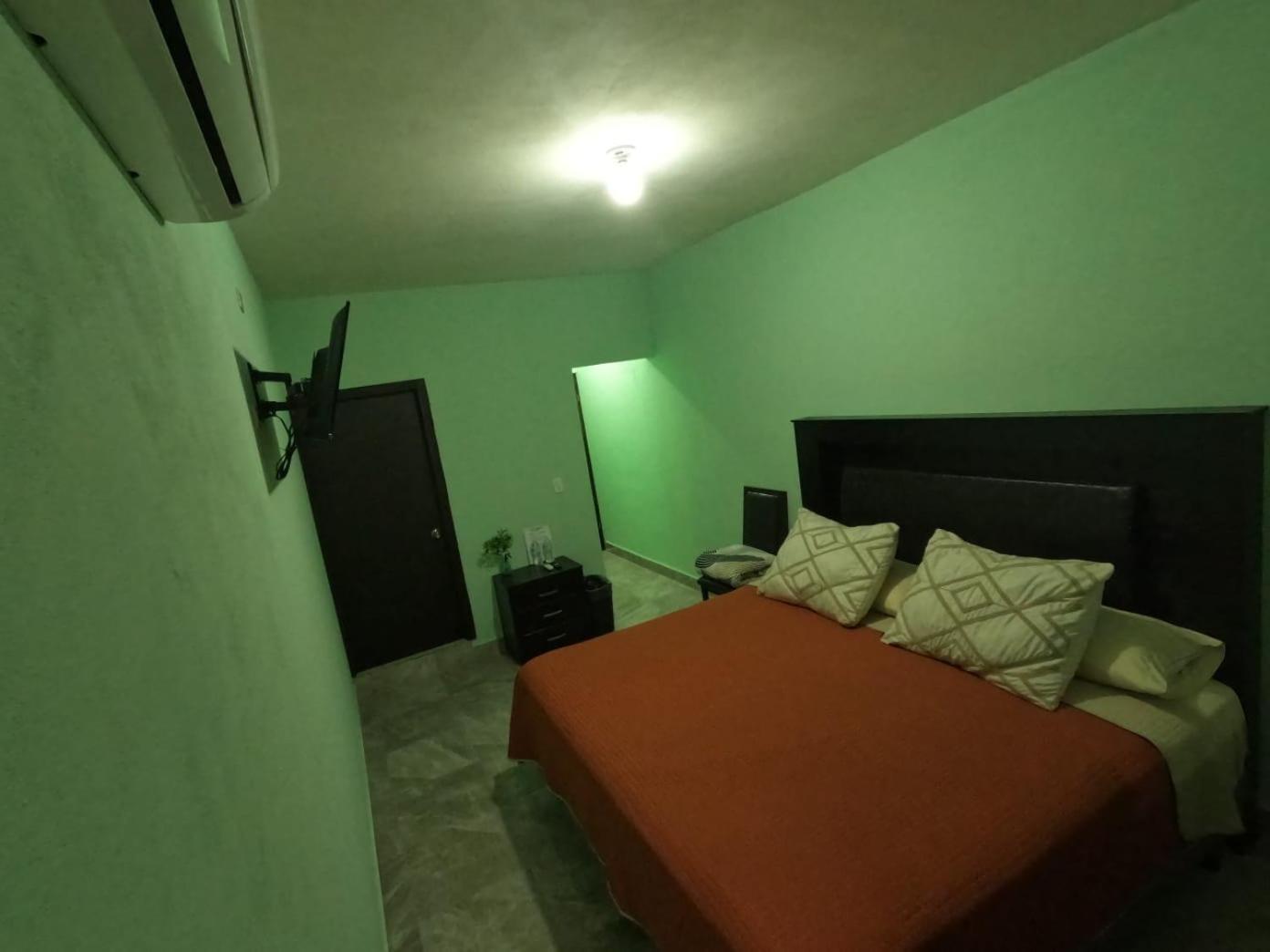 Hotel Prado'S Puerto San Carlos Eksteriør billede